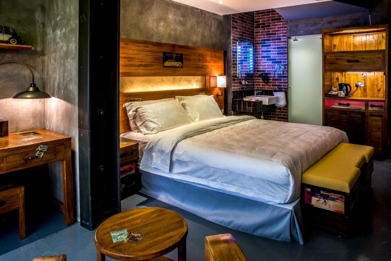 Flowery Holiday Suites Kuwait City Eksteriør billede