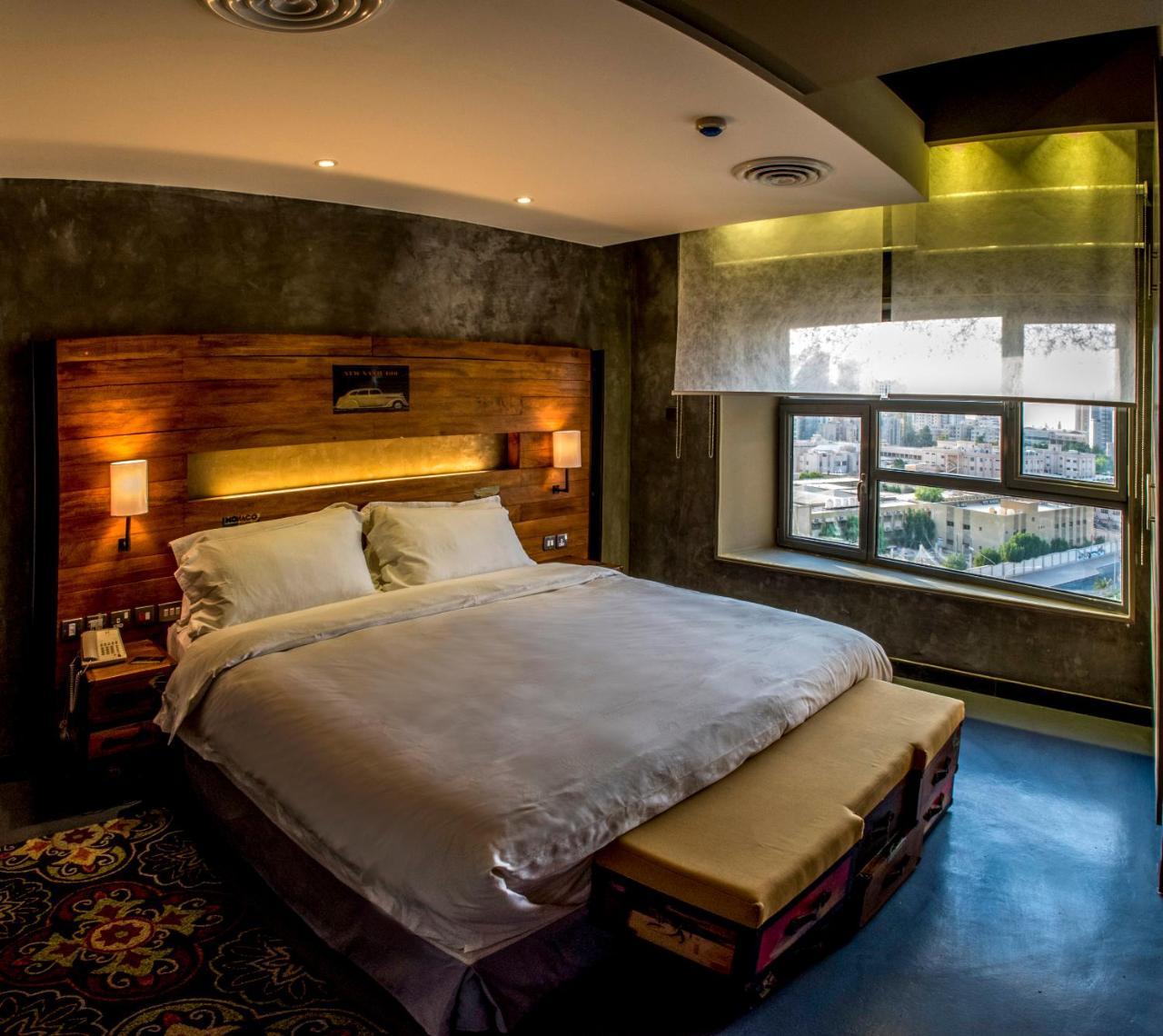 Flowery Holiday Suites Kuwait City Eksteriør billede