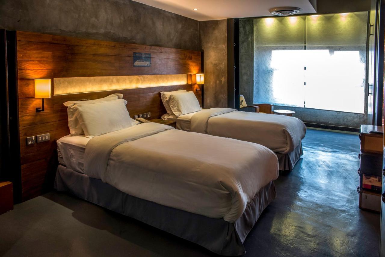 Flowery Holiday Suites Kuwait City Eksteriør billede